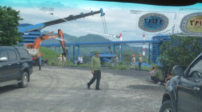 Hàng rào của Cty Cổ phần Kho vận Cảng Cẩm Phả bị cho là đang xây trên diện tích đang tranh chấp với Cty Thiên Thuận Tường?