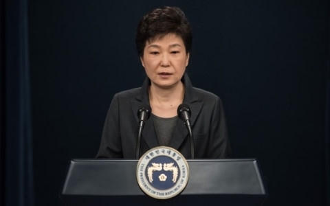 Tổng thống Hàn Quốc Park Geun-hye đang đứng trước nguy cơ bị các nghị sĩ đối lập đòi phải bị luận tội.(Ảnh: Reuters)