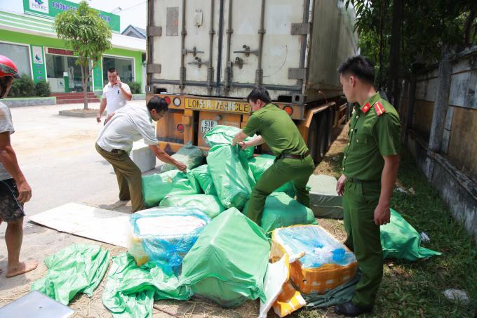 Gần 3 tấn nội tạng không có giấy tờ, nguồn gốc xuất xứ được phát hiện.