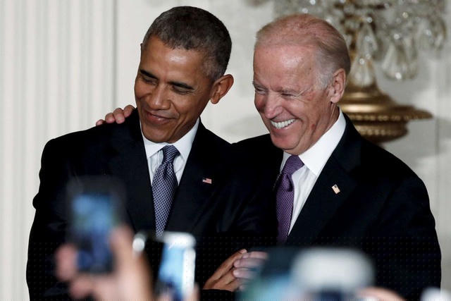 Ông Joe Biden và ông Barack Obama (Ảnh: Reuters)