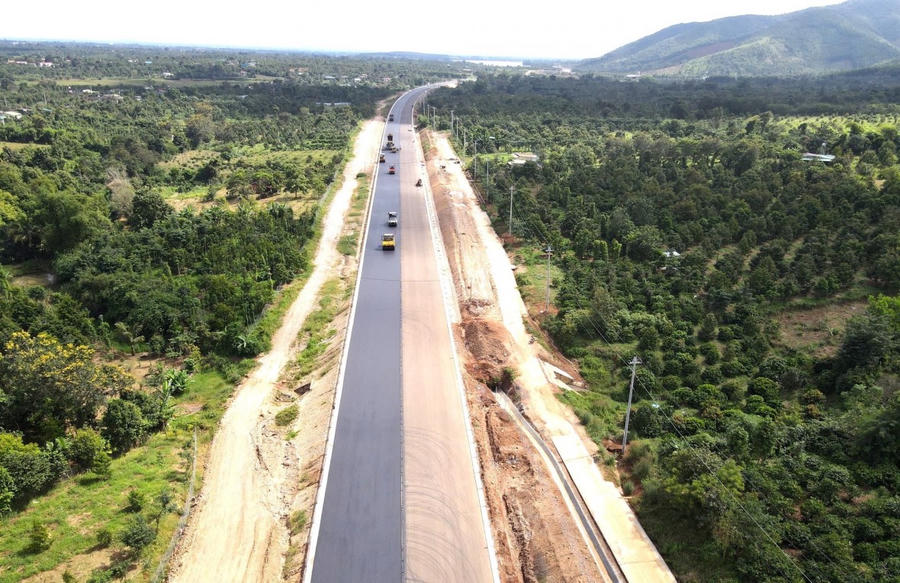 Khoảng 2.801km đường cao tốc đã, đang được phân kỳ đầu tư theo phương thức đầu tư công (2.135km, chiếm 76% chiều dài) và phương thức đối tác công - tư (666km).