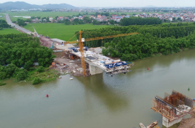 Dự án cầu Đồng Sơn tại Bắc Giang: Chất lượng thi công có vấn đề, trách nhiệm của Công ty Tân Thịnh ra sao?