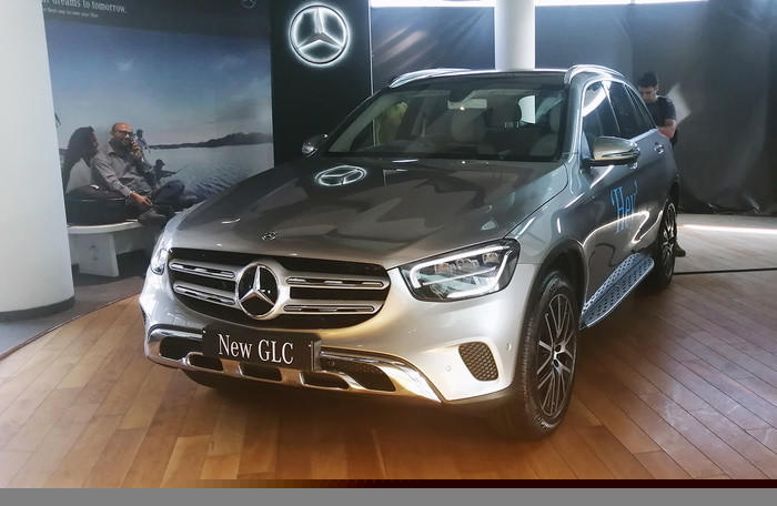 Mercedes-Benz GLC phiên bản nâng cấp mới giá từ 1,7 tỷ đồng