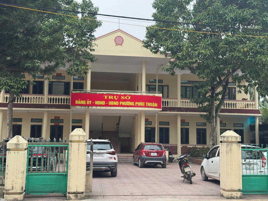 Trụ sở UBND phường Phúc Thuận