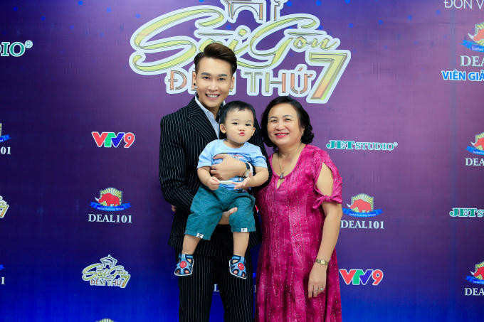 Akira Phan bồi hồi kể chuyện suýt tàn phế suốt đời, từng nghĩ đến cái chết vì gánh nợ 4 tỷ