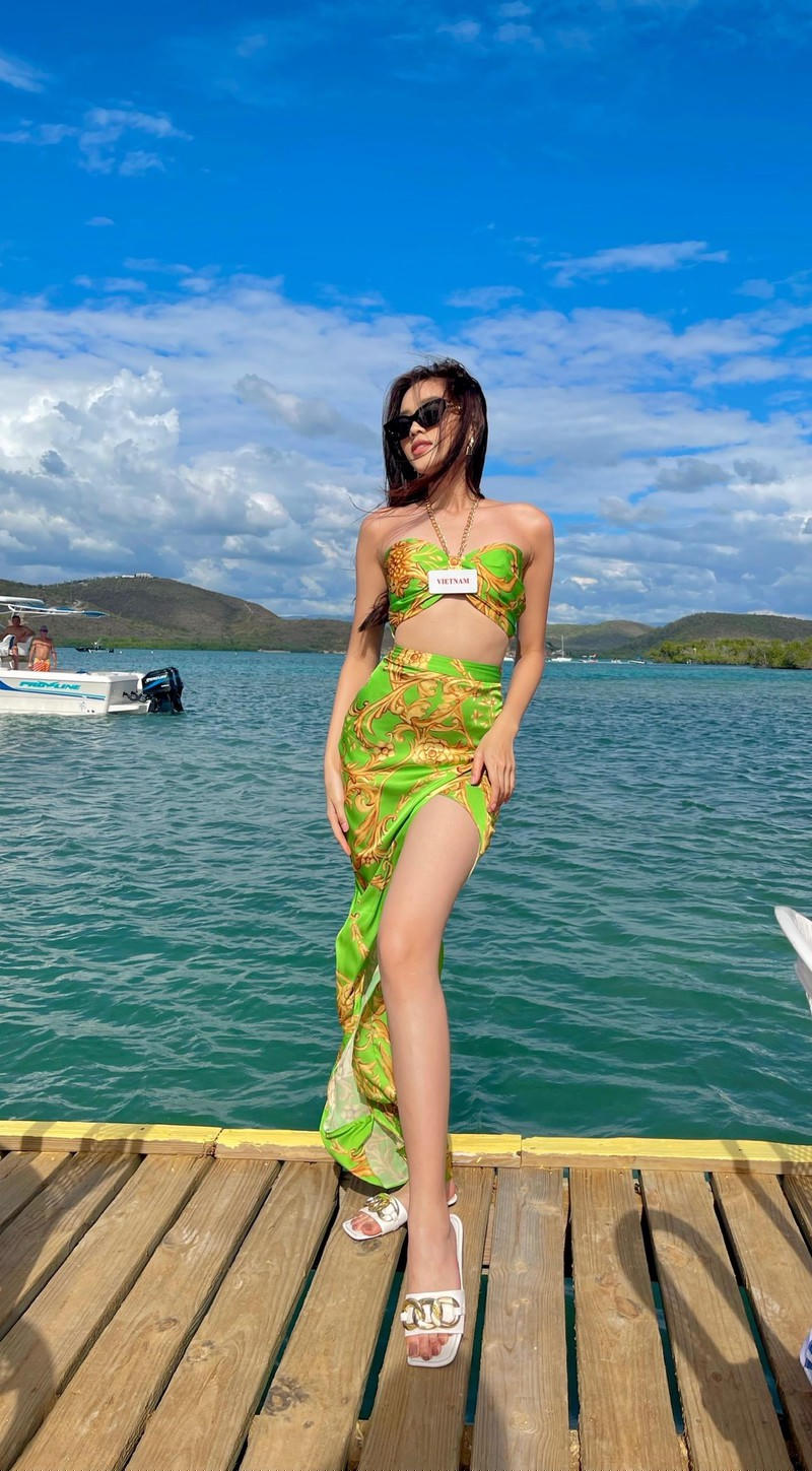 Trước khi “mang chuông đi đánh xứ người”, Đỗ Thị Hà đã tăng cường rèn luyện các kỹ năng cũng như tập luyện cho body săn chắc. Số đo hiện tại của cô là 81-60-92.