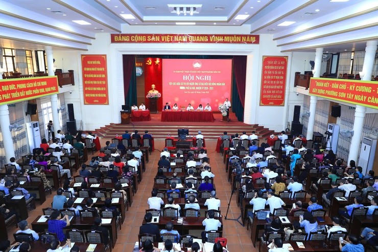 Toàn cảnh Hội nghị tiếp xúc cử tri, vận động bầu cử tại Đơn vị bầu cử số 14 thành phố Hà Nội sáng 2/3. Ảnh: Lê Hải.