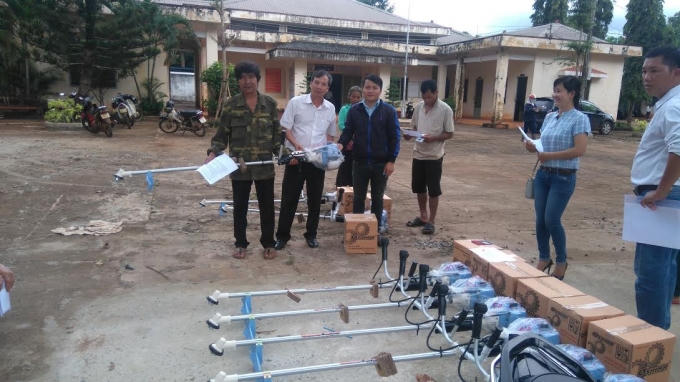 Bình Phước: Hỗ trợ công cụ sản xuất cho người nghèo dân tộc thiểu số