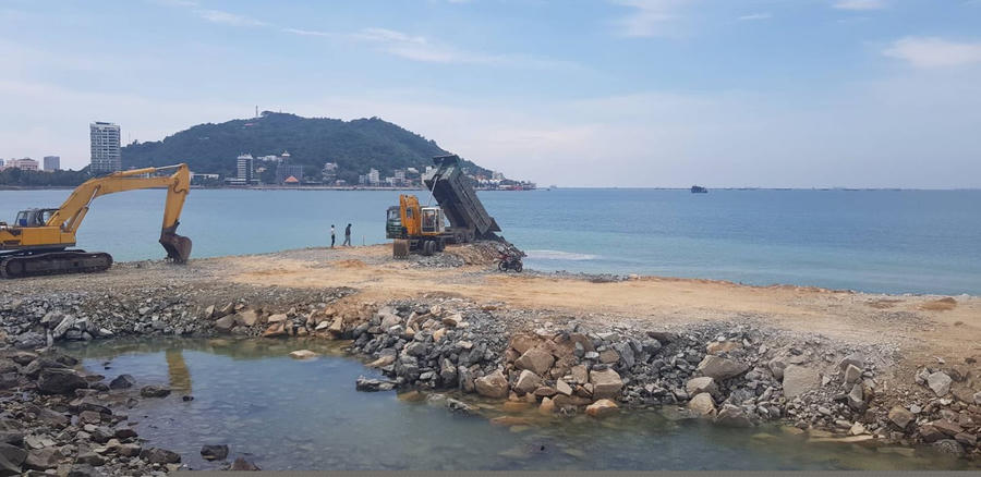 Lấn biển xây dựng thủy cung tại Bà Rịa Vũng Tàu gây bức xúc cho người dân địa phương. Ảnh: TL