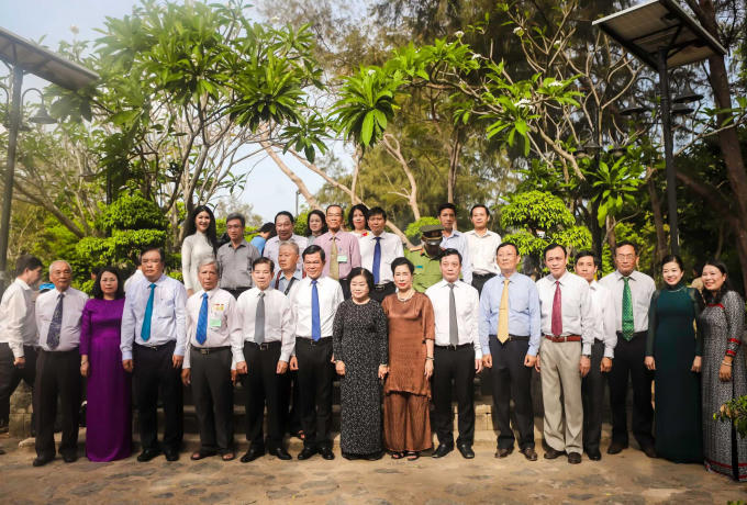 Nguyên Chủ tịch nước Nguyễn Minh Triết; nguyên Phó Chủ tịch nước Trương Mỹ Hoa, cùng lãnh đạo các Bộ, Ban, ngành Trung ương và địa phương tham dự Lễ kỷ niệm 40 năm Di tích quốc gia đặc biệt Côn Đảo.