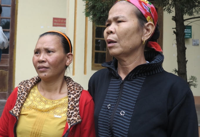 Bà Nguyễn Thị Khương (SN 1969) và bà Vương Thị Đông (SN 1957) trú tại xã Nghi Lâm, huyện Nghi Lộc, Nghệ An hai người cùng phát hiện ra vật thể lạ.