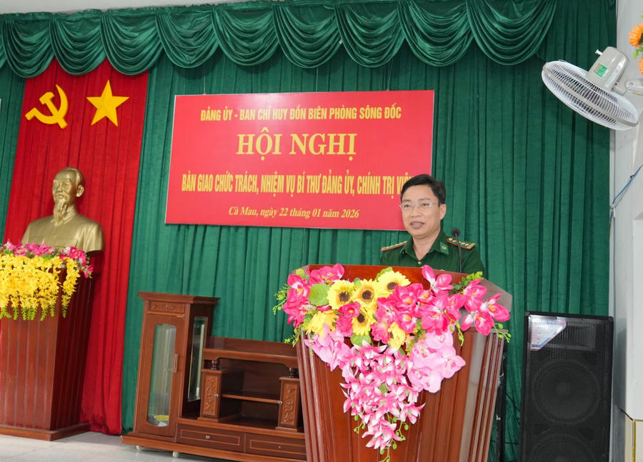Đại tá Phạm Minh Giang phát biểu chỉ đạo tại Hội nghị.