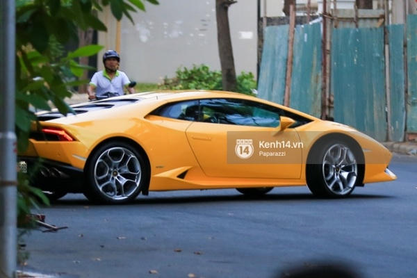 Chiếc Lamborghini Hurracan mới nhất được cho là của Cường Đô la. Ảnh: kênh 14.