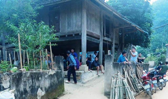 Nhà riêng của vợ chồng bà Oan ở thị trấn Quan Sơn.