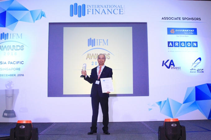 Nhằm ghi nhận những thành tựu của mình trong hoạt động kinh doanh vì cộng đồng và những đóng góp trong lĩnh vực an sinh xã hội những năm qua.