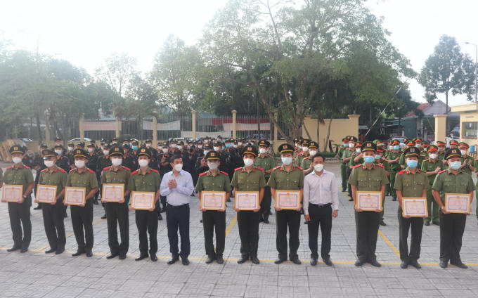 1637322474453_anh1
