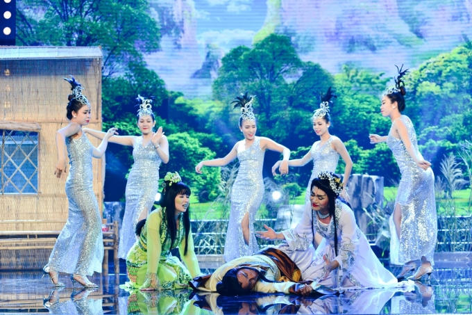 Chí Tài kêu trời vì mua nhầm ổ bánh mì giá 1,5 triệu