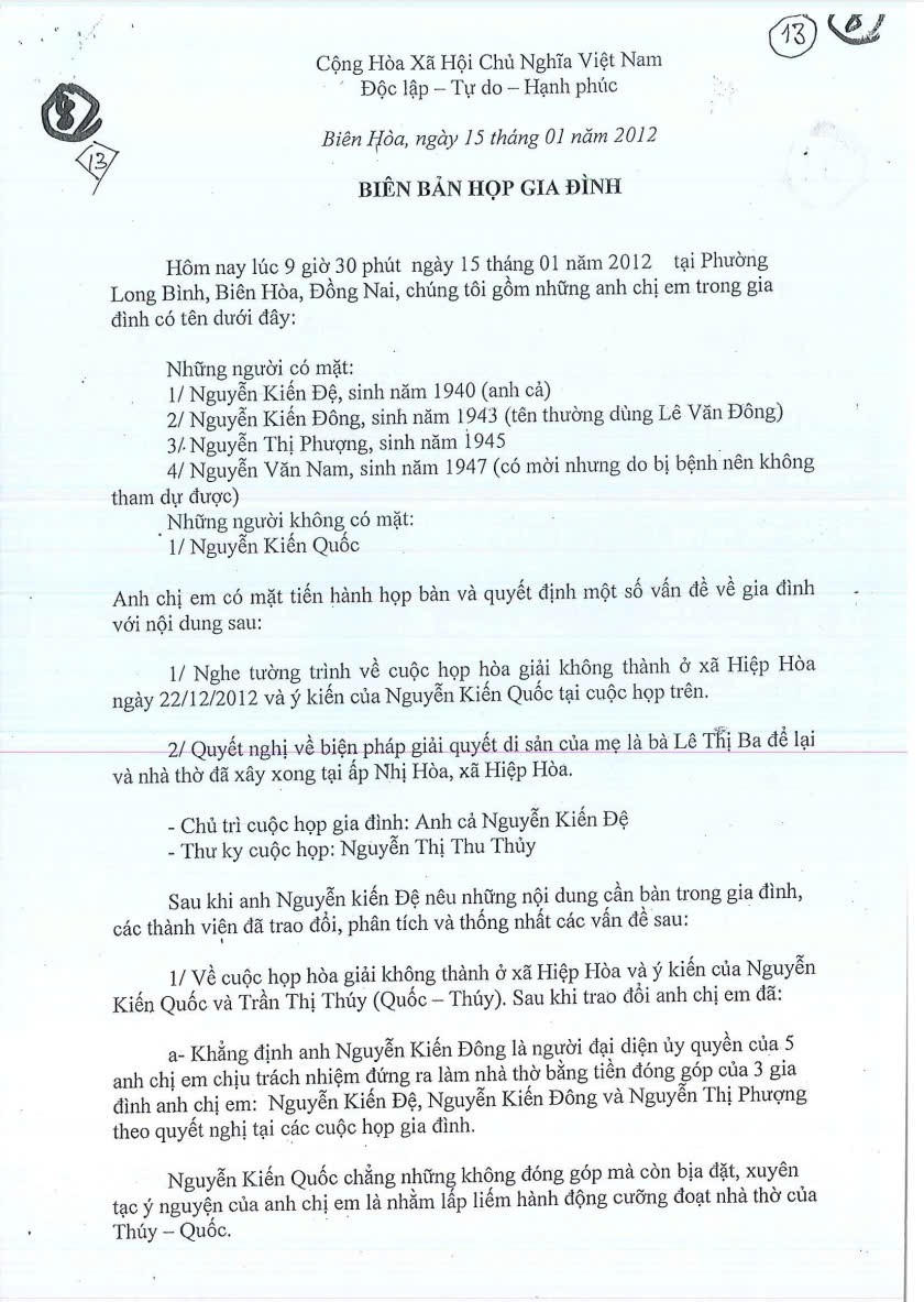 Biên bản họp gia đình, tất cả đã thống nhất sử dụng toàn bộ hai lô đất để xây nhà từ đường để thờ cúng ông bà, cha mẹ.