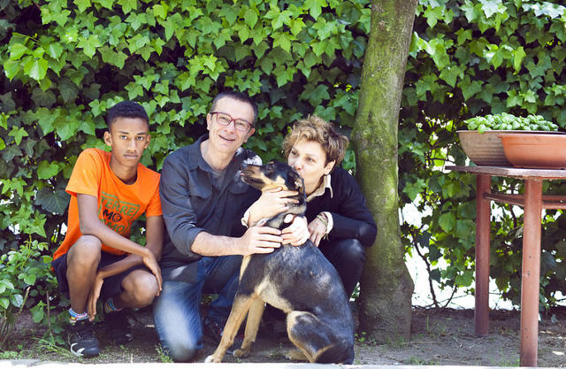 Gia đ&igrave;nh Lorenzi sinh sống ở Modena, &Yacute;.