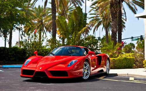 Ferrari được tạp chí Motor Trend Classic xếp thứ tư trong danh sách "Những chiếc Ferrari vĩ đại nhất mọi thời đại"