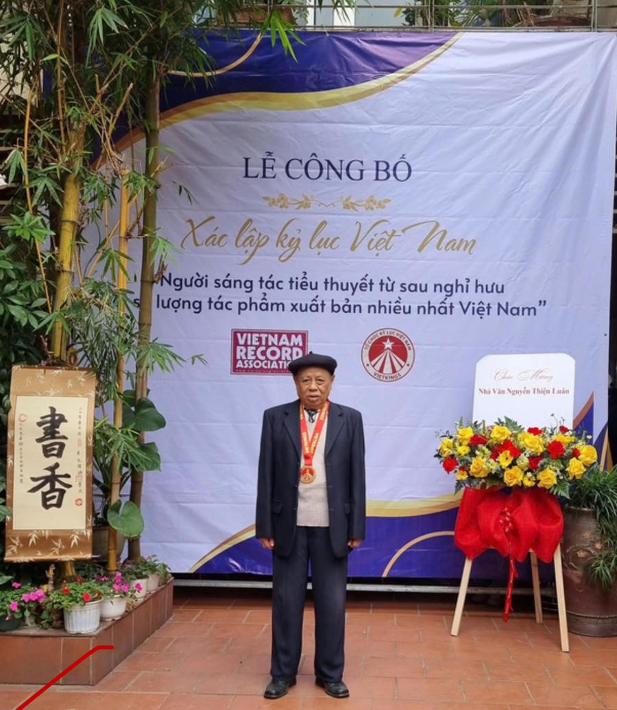 Ông Nguyễn Thiện Luân phát biểu tại buổi lễ.