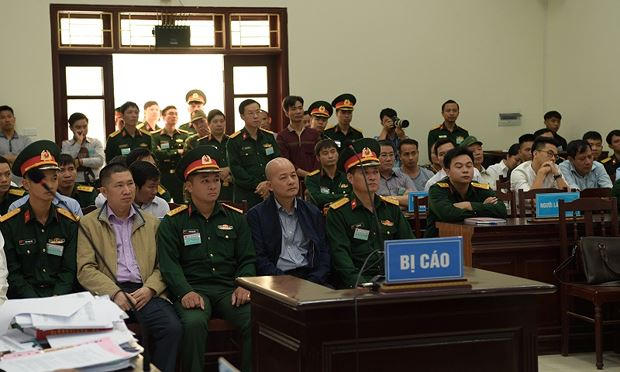 Các bị cáo tại tòa.
