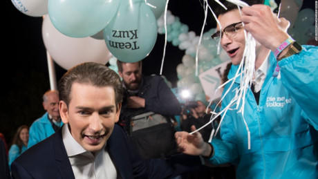 Sebastian Kurz trong một buổi gặp gỡ cử tri. Ảnh: NYT