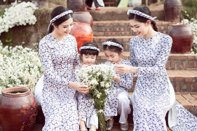 Ngọc H&acirc;n, Thanh Tú khoe sắc với c&uacute;c họa mi