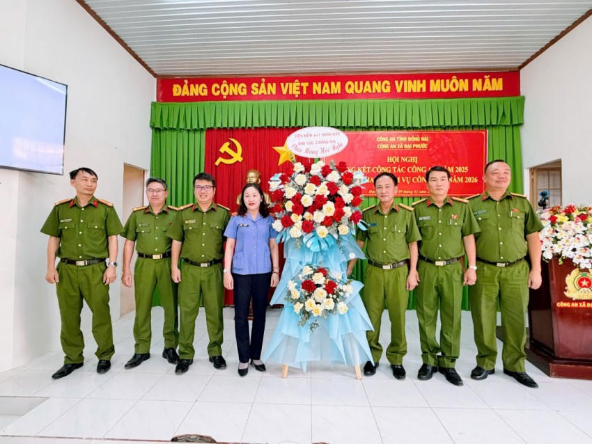Công tác phòng, chống tội phạm đạt nhiều kết quả tích cực với 77/84 chỉ tiêu công tác hoàn thành, trong đó có 10 chỉ tiêu vượt mức giao.
																																																								
																																																							
																																																						
																																																						
																																																					
																																																				
																																																			
																																																			
																																																		
																																																	
																																																
																																																
																																															
																																														
																																													
																																													
																																												
																																											
																																										
																																										
																																									
																																								
																																							
																																							
																																						
																																					
																																				
																																				
																																			
																																		
																																	
																																	
																																
																															
																														
																														
																													
																												
																											
																											
																										
																									
																								
																								
																							
																						
																					
																					
																				
																			
																		
																		
																	
																
															
															
														
													
												
												
											
										
									
									
								
							
						
						
					
				
			
			
						
							
								
									
								
								
									
									
										
											
												
											
											
												
												
													
														
															
														
														
															
															
																
																	
																		
																	
																	
																		
																		
																			
																				
																					
																				
																				
																					
																					
																						
																							
																								
																							
																							
																								
																								
																									
																										
																											
																										
																										
																											
																											
																												
																													
																														
																													
																													
																														
																														
																															
																																
																																	
																																
																																
																																	
																																	
																																		
																																			
																																				
																																			
																																			
																																				
																																				
																																					
																																						
																																							
																																						
																																						
																																							
																																							
																																								
																																									
																																										
																																									
																																									
																																										
																																										
																																											
																																												
																																													
																																												
																																												
																																													
																																													
																																														
																																															
																																																
																																															
																																															
																																																
																																																
																																																	
																																																		
																																																			
																																																		
																																																		
																																																			
																																																			
																																																				
																																																					
																																																						
																																																					
																																																					
																																																						
																																																						
																																																							
																																																								
																																																									
																																																								
																																																								
																																																									Công tác phòng, chống tội phạm đạt nhiều kết quả tích cực với 77/84 chỉ tiêu công tác hoàn thành, trong đó có 10 chỉ tiêu vượt mức giao.
																																																								
																																																							
																																																						
																																																						
																																																					
																																																				
																																																			
																																																			
																																																		
																																																	
																																																
																																																
																																															
																																														
																																													
																																													
																																												
																																											
																																										
																																										
																																									
																																								
																																							
																																							
																																						
																																					
																																				
																																				
																																			
																																		
																																	
																																	
																																
																															
																														
																														
																													
																												
																											
																											
																										
																									
																								
																								
																							
																						
																					
																					
																				
																			
																		
																		
																	
																
															
															
														
													
												
												
											
										
									
									
								
							
						
						
									
										
											
												
											
											
												
												
													
														
															
														
														
															
															
																
																	
																		
																	
																	
																		
																		
																			
																				
																					
																				
																				
																					
																					
																						
																							
																								
																							
																							
																								
																								
																									
																										
																											
																										
																										
																											
																											
																												
																													
																														
																													
																													
																														
																														
																															
																																
																																	
																																
																																
																																	
																																	
																																		
																																			
																																				
																																			
																																			
																																				
																																				
																																					
																																						
																																							
																																						
																																						
																																							
																																							
																																								
																																									
																																										
																																									
																																									
																																										
																																										
																																											
																																												
																																													
																																												
																																												
																																													
																																													
																																														
																																															
																																																
																																															
																																															
																																																
																																																
																																																	
																																																		
																																																			
																																																		
																																																		
																																																			
																																																			
																																																				
																																																					
																																																						
																																																					
																																																					
																																																						
																																																						
																																																							
																																																								
																																																									
																																																								
																																																								
																																																									Công tác phòng, chống tội phạm đạt nhiều kết quả tích cực với 77/84 chỉ tiêu công tác hoàn thành, trong đó có 10 chỉ tiêu vượt mức giao.
																																																								
																																																							
																																																						
																																																						
																																																					
																																																				
																																																			
																																																			
																																																		
																																																	
																																																
																																																
																																															
																																														
																																													
																																													
																																												
																																											
																																										
																																										
																																									
																																								
																																							
																																							
																																						
																																					
																																				
																																				
																																			
																																		
																																	
																																	
																																
																															
																														
																														
																													
																												
																											
																											
																										
																									
																								
																								
																							
																						
																					
																					
																				
																			
																		
																		
																	
																
															
															
														
													
												
												
											
										
									
									
												
													
														
															
														
														
															
															
																
																	
																		
																	
																	
																		
																		
																			
																				
																					
																				
																				
																					
																					
																						
																							
																								
																							
																							
																								
																								
																									
																										
																											
																										
																										
																											
																											
																												
																													
																														
																													
																													
																														
																														
																															
																																
																																	
																																
																																
																																	
																																	
																																		
																																			
																																				
																																			
																																			
																																				
																																				
																																					
																																						
																																							
																																						
																																						
																																							
																																							
																																								
																																									
																																										
																																									
																																									
																																										
																																										
																																											
																																												
																																													
																																												
																																												
																																													
																																													
																																														
																																															
																																																
																																															
																																															
																																																
																																																
																																																	
																																																		
																																																			
																																																		
																																																		
																																																			
																																																			
																																																				
																																																					
																																																						
																																																					
																																																					
																																																						
																																																						
																																																							
																																																								
																																																									
																																																								
																																																								
																																																									Công tác phòng, chống tội phạm đạt nhiều kết quả tích cực với 77/84 chỉ tiêu công tác hoàn thành, trong đó có 10 chỉ tiêu vượt mức giao.
																																																								
																																																							
																																																						
																																																						
																																																					
																																																				
																																																			
																																																			
																																																		
																																																	
																																																
																																																
																																															
																																														
																																													
																																													
																																												
																																											
																																										
																																										
																																									
																																								
																																							
																																							
																																						
																																					
																																				
																																				
																																			
																																		
																																	
																																	
																																
																															
																														
																														
																													
																												
																											
																											
																										
																									
																								
																								
																							
																						
																					
																					
																				
																			
																		
																		
																	
																
															
															
														
													
												
												
															
																
																	
																		
																	
																	
																		
																		
																			
																				
																					
																				
																				
																					
																					
																						
																							
																								
																							
																							
																								
																								
																									
																										
																											
																										
																										
																											
																											
																												
																													
																														
																													
																													
																														
																														
																															
																																
																																	
																																
																																
																																	
																																	
																																		
																																			
																																				
																																			
																																			
																																				
																																				
																																					
																																						
																																							
																																						
																																						
																																							
																																							
																																								
																																									
																																										
																																									
																																									
																																										
																																										
																																											
																																												
																																													
																																												
																																												
																																													
																																													
																																														
																																															
																																																
																																															
																																															
																																																
																																																
																																																	
																																																		
																																																			
																																																		
																																																		
																																																			
																																																			
																																																				
																																																					
																																																						
																																																					
																																																					
																																																						
																																																						
																																																							
																																																								
																																																									
																																																								
																																																								
																																																									Công tác phòng, chống tội phạm đạt nhiều kết quả tích cực với 77/84 chỉ tiêu công tác hoàn thành, trong đó có 10 chỉ tiêu vượt mức giao.
																																																								
																																																							
																																																						
																																																						
																																																					
																																																				
																																																			
																																																			
																																																		
																																																	
																																																
																																																
																																															
																																														
																																													
																																													
																																												
																																											
																																										
																																										
																																									
																																								
																																							
																																							
																																						
																																					
																																				
																																				
																																			
																																		
																																	
																																	
																																
																															
																														
																														
																													
																												
																											
																											
																										
																									
																								
																								
																							
																						
																					
																					
																				
																			
																		
																		
																	
																
															
															
																		
																			
																				
																					
																				
																				
																					
																					
																						
																							
																								
																							
																							
																								
																								
																									
																										
																											
																										
																										
																											
																											
																												
																													
																														
																													
																													
																														
																														
																															
																																
																																	
																																
																																
																																	
																																	
																																		
																																			
																																				
																																			
																																			
																																				
																																				
																																					
																																						
																																							
																																						
																																						
																																							
																																							
																																								
																																									
																																										
																																									
																																									
																																										
																																										
																																											
																																												
																																													
																																												
																																												
																																													
																																													
																																														
																																															
																																																
																																															
																																															
																																																
																																																
																																																	
																																																		
																																																			
																																																		
																																																		
																																																			
																																																			
																																																				
																																																					
																																																						
																																																					
																																																					
																																																						
																																																						
																																																							
																																																								
																																																									
																																																								
																																																								
																																																									Công tác phòng, chống tội phạm đạt nhiều kết quả tích cực với 77/84 chỉ tiêu công tác hoàn thành, trong đó có 10 chỉ tiêu vượt mức giao.
																																																								
																																																							
																																																						
																																																						
																																																					
																																																				
																																																			
																																																			
																																																		
																																																	
																																																
																																																
																																															
																																														
																																													
																																													
																																												
																																											
																																										
																																										
																																									
																																								
																																							
																																							
																																						
																																					
																																				
																																				
																																			
																																		
																																	
																																	
																																
																															
																														
																														
																													
																												
																											
																											
																										
																									
																								
																								
																							
																						
																					
																					
																				
																			
																		
																		
																					
																						
																							
																								
																							
																							
																								
																								
																									
																										
																											
																										
																										
																											
																											
																												
																													
																														
																													
																													
																														
																														
																															
																																
																																	
																																
																																
																																	
																																	
																																		
																																			
																																				
																																			
																																			
																																				
																																				
																																					
																																						
																																							
																																						
																																						
																																							
																																							
																																								
																																									
																																										
																																									
																																									
																																										
																																										
																																											
																																												
																																													
																																												
																																												
																																													
																																													
																																														
																																															
																																																
																																															
																																															
																																																
																																																
																																																	
																																																		
																																																			
																																																		
																																																		
																																																			
																																																			
																																																				
																																																					
																																																						
																																																					
																																																					
																																																						
																																																						
																																																							
																																																								
																																																									
																																																								
																																																								
																																																									Công tác phòng, chống tội phạm đạt nhiều kết quả tích cực với 77/84 chỉ tiêu công tác hoàn thành, trong đó có 10 chỉ tiêu vượt mức giao.
																																																								
																																																							
																																																						
																																																						
																																																					
																																																				
																																																			
																																																			
																																																		
																																																	
																																																
																																																
																																															
																																														
																																													
																																													
																																												
																																											
																																										
																																										
																																									
																																								
																																							
																																							
																																						
																																					
																																				
																																				
																																			
																																		
																																	
																																	
																																
																															
																														
																														
																													
																												
																											
																											
																										
																									
																								
																								
																							
																						
																					
																					
																								
																									
																										
																											
																										
																										
																											
																											
																												
																													
																														
																													
																													
																														
																														
																															
																																
																																	
																																
																																
																																	
																																	
																																		
																																			
																																				
																																			
																																			
																																				
																																				
																																					
																																						
																																							
																																						
																																						
																																							
																																							
																																								
																																									
																																										
																																									
																																									
																																										
																																										
																																											
																																												
																																													
																																												
																																												
																																													
																																													
																																														
																																															
																																																
																																															
																																															
																																																
																																																
																																																	
																																																		
																																																			
																																																		
																																																		
																																																			
																																																			
																																																				
																																																					
																																																						
																																																					
																																																					
																																																						
																																																						
																																																							
																																																								
																																																									
																																																								
																																																								
																																																									Công tác phòng, chống tội phạm đạt nhiều kết quả tích cực với 77/84 chỉ tiêu công tác hoàn thành, trong đó có 10 chỉ tiêu vượt mức giao.
																																																								
																																																							
																																																						
																																																						
																																																					
																																																				
																																																			
																																																			
																																																		
																																																	
																																																
																																																
																																															
																																														
																																													
																																													
																																												
																																											
																																										
																																										
																																									
																																								
																																							
																																							
																																						
																																					
																																				
																																				
																																			
																																		
																																	
																																	
																																
																															
																														
																														
																													
																												
																											
																											
																										
																									
																								
																								
																											
																												
																													
																														
																													
																													
																														
																														
																															
																																
																																	
																																
																																
																																	
																																	
																																		
																																			
																																				
																																			
																																			
																																				
																																				
																																					
																																						
																																							
																																						
																																						
																																							
																																							
																																								
																																									
																																										
																																									
																																									
																																										
																																										
																																											
																																												
																																													
																																												
																																												
																																													
																																													
																																														
																																															
																																																
																																															
																																															
																																																
																																																
																																																	
																																																		
																																																			
																																																		
																																																		
																																																			
																																																			
																																																				
																																																					
																																																						
																																																					
																																																					
																																																						
																																																						
																																																							
																																																								
																																																									
																																																								
																																																								
																																																									Công tác phòng, chống tội phạm đạt nhiều kết quả tích cực với 77/84 chỉ tiêu công tác hoàn thành, trong đó có 10 chỉ tiêu vượt mức giao.
																																																								
																																																							
																																																						
																																																						
																																																					
																																																				
																																																			
																																																			
																																																		
																																																	
																																																
																																																
																																															
																																														
																																													
																																													
																																												
																																											
																																										
																																										
																																									
																																								
																																							
																																							
																																						
																																					
																																				
																																				
																																			
																																		
																																	
																																	
																																
																															
																														
																														
																													
																												
																											
																											
																														
																															
																																
																																	
																																
																																
																																	
																																	
																																		
																																			
																																				
																																			
																																			
																																				
																																				
																																					
																																						
																																							
																																						
																																						
																																							
																																							
																																								
																																									
																																										
																																									
																																									
																																										
																																										
																																											
																																												
																																													
																																												
																																												
																																													
																																													
																																														
																																															
																																																
																																															
																																															
																																																
																																																
																																																	
																																																		
																																																			
																																																		
																																																		
																																																			
																																																			
																																																				
																																																					
																																																						
																																																					
																																																					
																																																						
																																																						
																																																							
																																																								
																																																									
																																																								
																																																								
																																																									Công tác phòng, chống tội phạm đạt nhiều kết quả tích cực với 77/84 chỉ tiêu công tác hoàn thành, trong đó có 10 chỉ tiêu vượt mức giao.
																																																								
																																																							
																																																						
																																																						
																																																					
																																																				
																																																			
																																																			
																																																		
																																																	
																																																
																																																
																																															
																																														
																																													
																																													
																																												
																																											
																																										
																																										
																																									
																																								
																																							
																																							
																																						
																																					
																																				
																																				
																																			
																																		
																																	
																																	
																																
																															
																														
																														
																																	
																																		
																																			
																																				
																																			
																																			
																																				
																																				
																																					
																																						
																																							
																																						
																																						
																																							
																																							
																																								
																																									
																																										
																																									
																																									
																																										
																																										
																																											
																																												
																																													
																																												
																																												
																																													
																																													
																																														
																																															
																																																
																																															
																																															
																																																
																																																
																																																	
																																																		
																																																			
																																																		
																																																		
																																																			
																																																			
																																																				
																																																					
																																																						
																																																					
																																																					
																																																						
																																																						
																																																							
																																																								
																																																									
																																																								
																																																								
																																																									Công tác phòng, chống tội phạm đạt nhiều kết quả tích cực với 77/84 chỉ tiêu công tác hoàn thành, trong đó có 10 chỉ tiêu vượt mức giao.
																																																								
																																																							
																																																						
																																																						
																																																					
																																																				
																																																			
																																																			
																																																		
																																																	
																																																
																																																
																																															
																																														
																																													
																																													
																																												
																																											
																																										
																																										
																																									
																																								
																																							
																																							
																																						
																																					
																																				
																																				
																																			
																																		
																																	
																																	
																																				
																																					
																																						
																																							
																																						
																																						
																																							
																																							
																																								
																																									
																																										
																																									
																																									
																																										
																																										
																																											
																																												
																																													
																																												
																																												
																																													
																																													
																																														
																																															
																																																
																																															
																																															
																																																
																																																
																																																	
																																																		
																																																			
																																																		
																																																		
																																																			
																																																			
																																																				
																																																					
																																																						
																																																					
																																																					
																																																						
																																																						
																																																							
																																																								
																																																									
																																																								
																																																								
																																																									Công tác phòng, chống tội phạm đạt nhiều kết quả tích cực với 77/84 chỉ tiêu công tác hoàn thành, trong đó có 10 chỉ tiêu vượt mức giao.
																																																								
																																																							
																																																						
																																																						
																																																					
																																																				
																																																			
																																																			
																																																		
																																																	
																																																
																																																
																																															
																																														
																																													
																																													
																																												
																																											
																																										
																																										
																																									
																																								
																																							
																																							
																																						
																																					
																																				
																																				
																																							
																																								
																																									
																																										
																																									
																																									
																																										
																																										
																																											
																																												
																																													
																																												
																																												
																																													
																																													
																																														
																																															
																																																
																																															
																																															
																																																
																																																
																																																	
																																																		
																																																			
																																																		
																																																		
																																																			
																																																			
																																																				
																																																					
																																																						
																																																					
																																																					
																																																						
																																																						
																																																							
																																																								
																																																									
																																																								
																																																								
																																																									Công tác phòng, chống tội phạm đạt nhiều kết quả tích cực với 77/84 chỉ tiêu công tác hoàn thành, trong đó có 10 chỉ tiêu vượt mức giao.
																																																								
																																																							
																																																						
																																																						
																																																					
																																																				
																																																			
																																																			
																																																		
																																																	
																																																
																																																
																																															
																																														
																																													
																																													
																																												
																																											
																																										
																																										
																																									
																																								
																																							
																																							
																																										
																																											
																																												
																																													
																																												
																																												
																																													
																																													
																																														
																																															
																																																
																																															
																																															
																																																
																																																
																																																	
																																																		
																																																			
																																																		
																																																		
																																																			
																																																			
																																																				
																																																					
																																																						
																																																					
																																																					
																																																						
																																																						
																																																							
																																																								
																																																									
																																																								
																																																								
																																																									Công tác phòng, chống tội phạm đạt nhiều kết quả tích cực với 77/84 chỉ tiêu công tác hoàn thành, trong đó có 10 chỉ tiêu vượt mức giao.
																																																								
																																																							
																																																						
																																																						
																																																					
																																																				
																																																			
																																																			
																																																		
																																																	
																																																
																																																
																																															
																																														
																																													
																																													
																																												
																																											
																																										
																																										
																																													
																																														
																																															
																																																
																																															
																																															
																																																
																																																
																																																	
																																																		
																																																			
																																																		
																																																		
																																																			
																																																			
																																																				
																																																					
																																																						
																																																					
																																																					
																																																						
																																																						
																																																							
																																																								
																																																									
																																																								
																																																								
																																																									Công tác phòng, chống tội phạm đạt nhiều kết quả tích cực với 77/84 chỉ tiêu công tác hoàn thành, trong đó có 10 chỉ tiêu vượt mức giao.
																																																								
																																																							
																																																						
																																																						
																																																					
																																																				
																																																			
																																																			
																																																		
																																																	
																																																
																																																
																																															
																																														
																																													
																																													
																																																
																																																	
																																																		
																																																			
																																																		
																																																		
																																																			
																																																			
																																																				
																																																					
																																																						
																																																					
																																																					
																																																						
																																																						
																																																							
																																																								
																																																									
																																																								
																																																								
																																																									Công tác phòng, chống tội phạm đạt nhiều kết quả tích cực với 77/84 chỉ tiêu công tác hoàn thành, trong đó có 10 chỉ tiêu vượt mức giao.
																																																								
																																																							
																																																						
																																																						
																																																					
																																																				
																																																			
																																																			
																																																		
																																																	
																																																
																																																
																																																			
																																																				
																																																					
																																																						
																																																					
																																																					
																																																						
																																																						
																																																							
																																																								
																																																									
																																																								
																																																								
																																																									Công tác phòng, chống tội phạm đạt nhiều kết quả tích cực với 77/84 chỉ tiêu công tác hoàn thành, trong đó có 10 chỉ tiêu vượt mức giao.
																																																								
																																																							
																																																						
																																																						
																																																					
																																																				
																																																			
																																																			
																																																						
																																																							
																																																								
																																																									
																																																								
																																																								
																																																									Công tác phòng, chống tội phạm đạt nhiều kết quả tích cực với 77/84 chỉ tiêu công tác hoàn thành, trong đó có 10 chỉ tiêu vượt mức giao.
																																																								
																																																							
																																																						
																																																						Công tác phòng, chống tội phạm đạt nhiều kết quả tích cực với 77/84 chỉ tiêu công tác hoàn thành, trong đó có 10 chỉ tiêu vượt mức giao.
