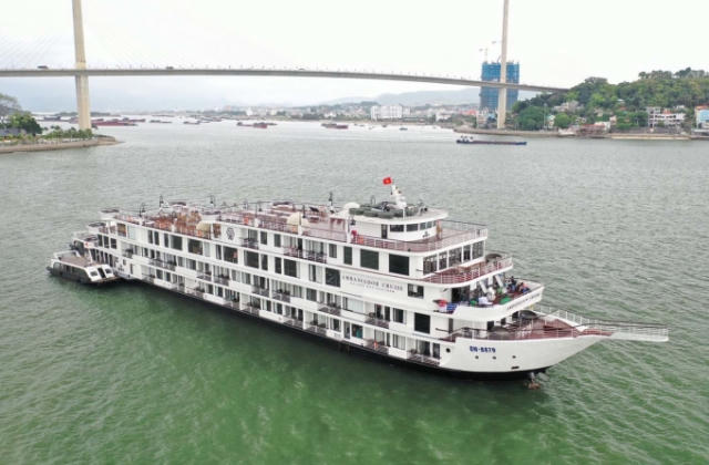 Toàn bộ nhân viên du thuyền 5 sao Ambassador đã có kết quả âm tính với Covid-19 lần 1