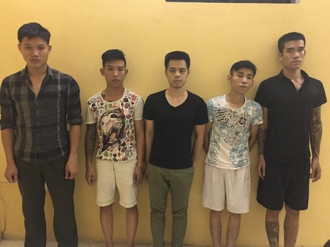 Các đối tượng tại cơ quan công an.