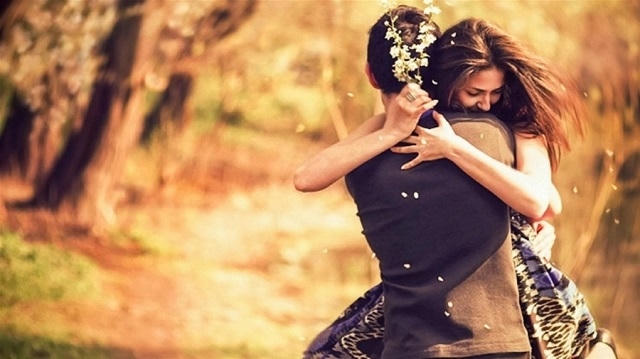 "Tại sao người ta không được mơ mộng và lãng mạn?"