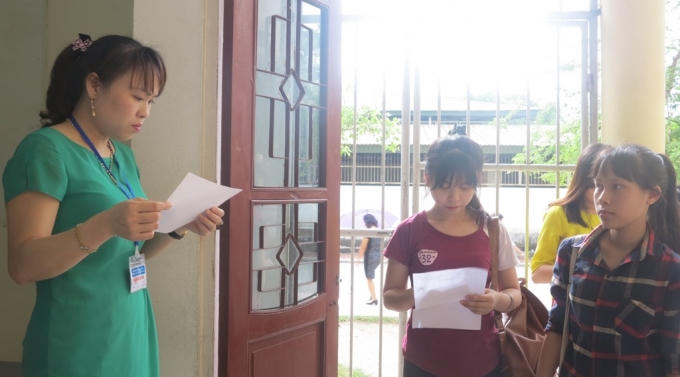 Thí sinh đăng ký làm thủ tục dự thi tại cụm thí số 35 do ĐH Vinh chủ trì.