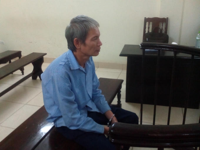 Gã anh rể "điên tình" trước vành móng ngựa.