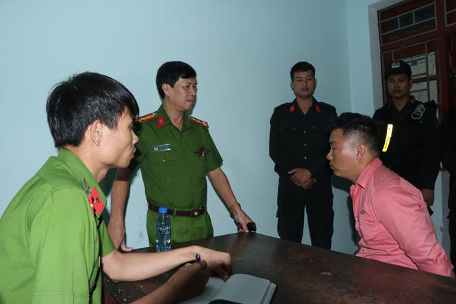 Anh121.