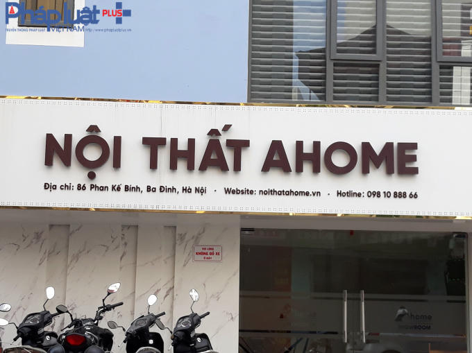 Cửa hàng đối diện cũng là số 86 Phan Kế Bính.