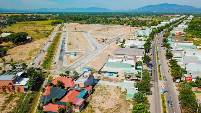 Điện Thắng Central sở hữu vị trí chiến lược trên trục quốc lộ 1A và trục Đông Tây DH7.