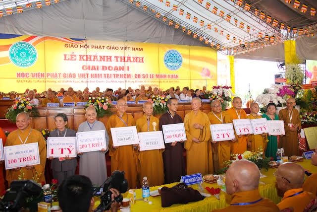 Ban tổ chức cũng đã đón nhận hơn 20 tỷ đồng để tiếp tục xây dựng Học viện giai đoạn 2 gồm: Đại hùng bảo điện, Thiền đường và cổng tam quan...