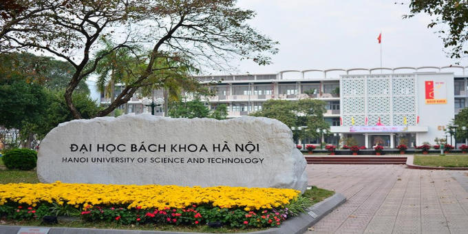 Ngày 19/10/2016, Đoàn chuyên gia HCERES đã đến Trường ĐHBK Hà Nội tiến hành khảo sát sơ bộ và kết luận trường hoàn toàn đủ điều kiện đáp ứng để tiến hành công tác kiểm định. (Ảnh: hust.edu)