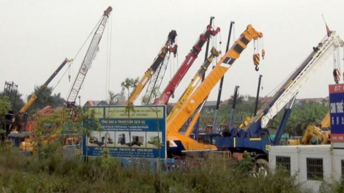 Hàng nghìn m2 đất nông nghiệp đã bị Công ty Bắc Chương Dương biến thành bãi tập kết xe các loại.