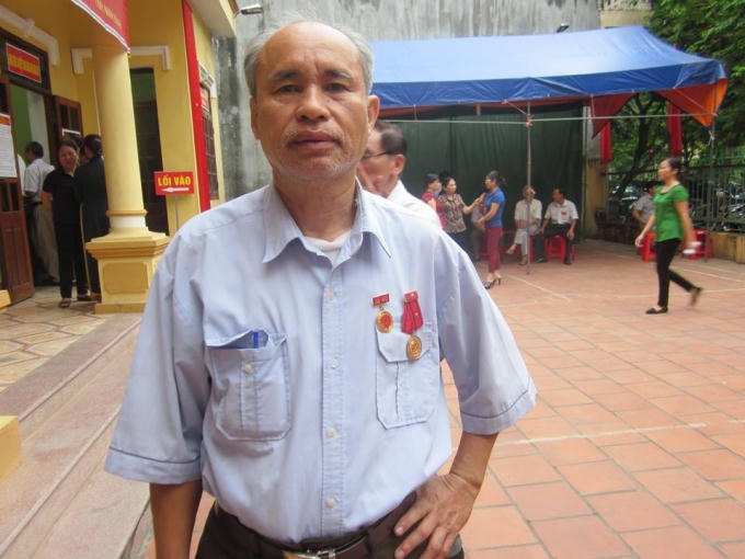 Ông Phạm Văn Quyết, Cựu chiến binh mong muốn: Trong tình hình chính trị hết sức phức tạp như hiện nay, tôi mong muốn tìm được 1 người có đủ trình độ, đủ đức để chèo lái, gánh vác trọng trách đưa đất nước mình phát triển hơn nữa trong thời kỳ hiện nay. Không những vậy, tôi cũng mong muốn các vị lãnh đạo sau khi trúng cử, hãy thay tiếng nói của nhân dân làm sao để thay đổi chất lượng thực phẩm hiện nay. Làm sao để con em chúng ta không phải ngày ngày đối diện với thực phẩm bẩn.