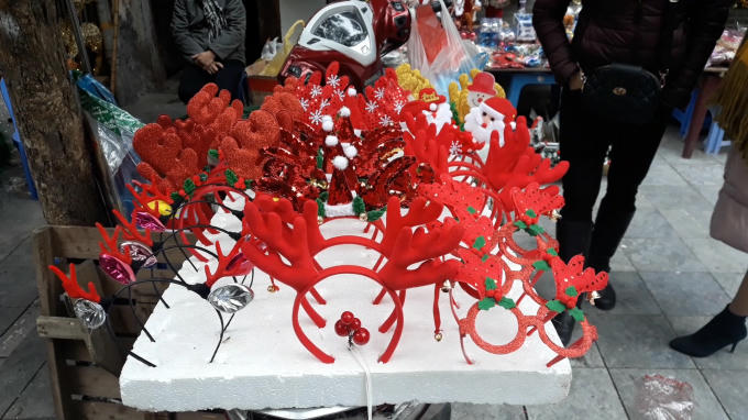 Những chiếc bờm xinh xắn với hình dáng như chiếc sừng của chú tuần lộc.