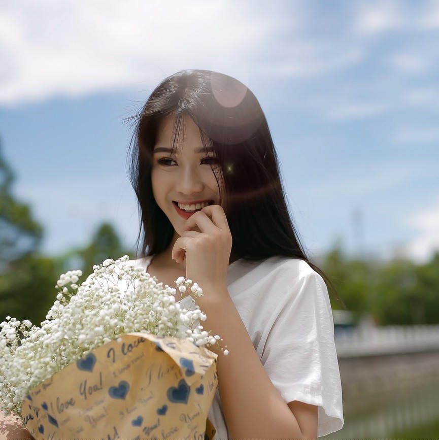 Nhan sắc đời thường xinh đẹp của tân Hoa hậu Việt Nam 2020 Đỗ Thị Hà - ảnh 9