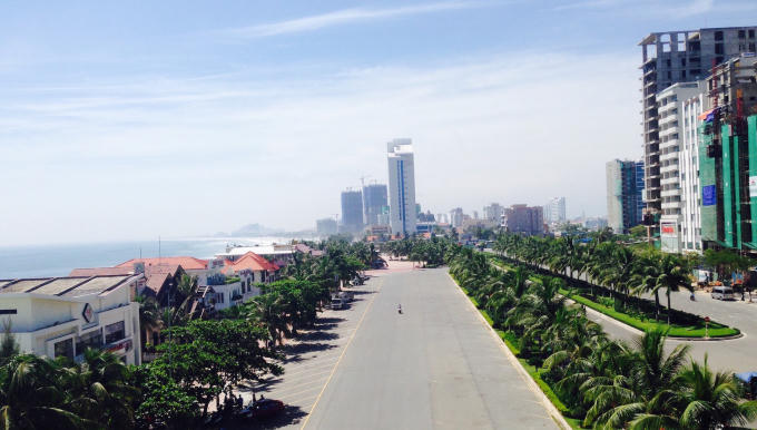 Một tuyến đường chính ven biển sẽ tạm ngưng thi công, bảo đảm an toàn cho Tuần lễ Cấp cao APEC. Ảnh: VGP/Lưu Hương