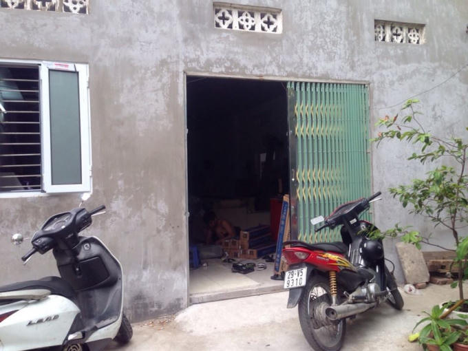 Một phần khu di tích là nơi ăn ở, kinh doanh của một số hộ dân.