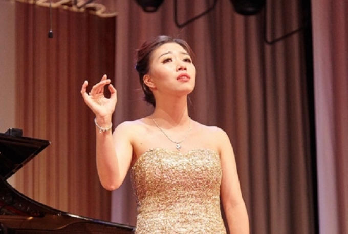 Dù trình diễn bằng ca khúc tiêng Nga nhưng Bảo Yến đã rất tự tin khi thể hiện. Ảnh: Internet
