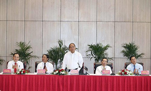 Thủ tướng nhận định, công nghiệp ô tô góp phần xây dựng nền kinh tế tự chủ.