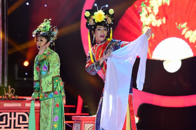 Tập 4 Gương mặt th&acirc;n quen: Bạch C&ocirc;ng Khanh chiến thắng v&igrave; &aacute;c hơn phi&ecirc;n bản gốc Ho&agrave;i Linh