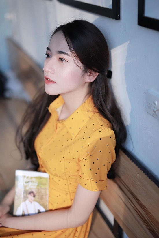Gương mặt thanh tú của Hồng Ngọc