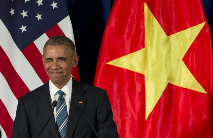 Một chút vui đùa dí dỏm của Tổng thống Obama. (Ảnh: Ap)